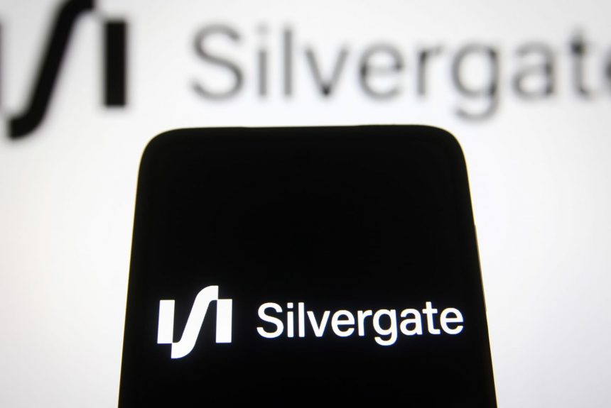 Silvergate Capital tanks more than 40% after crypto bank discloses massive Q4 withdrawals