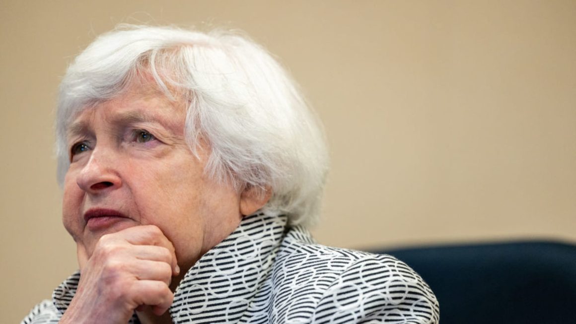 Yellen says U.S. economy remains solid, heading toward ‘soft landing’